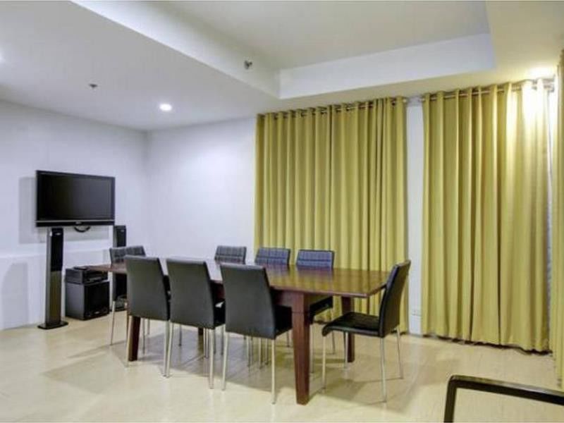 Aurumone Makati Suites マカティ エクステリア 写真