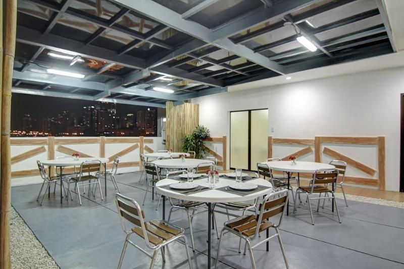 Aurumone Makati Suites マカティ エクステリア 写真