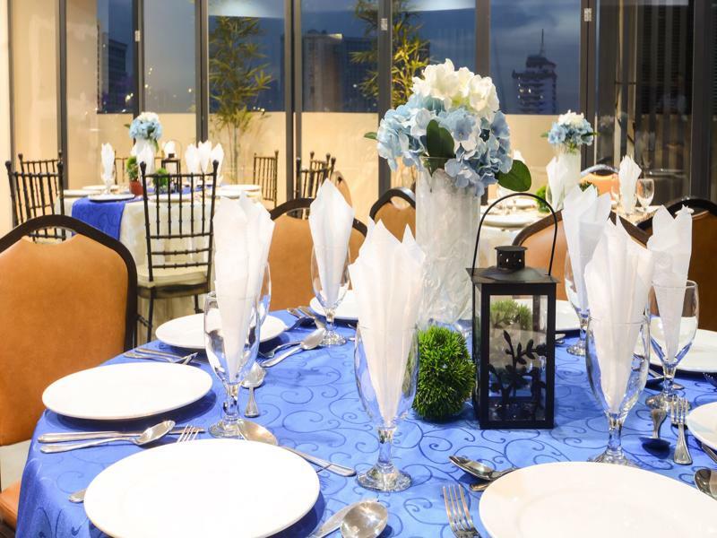 Aurumone Makati Suites マカティ エクステリア 写真