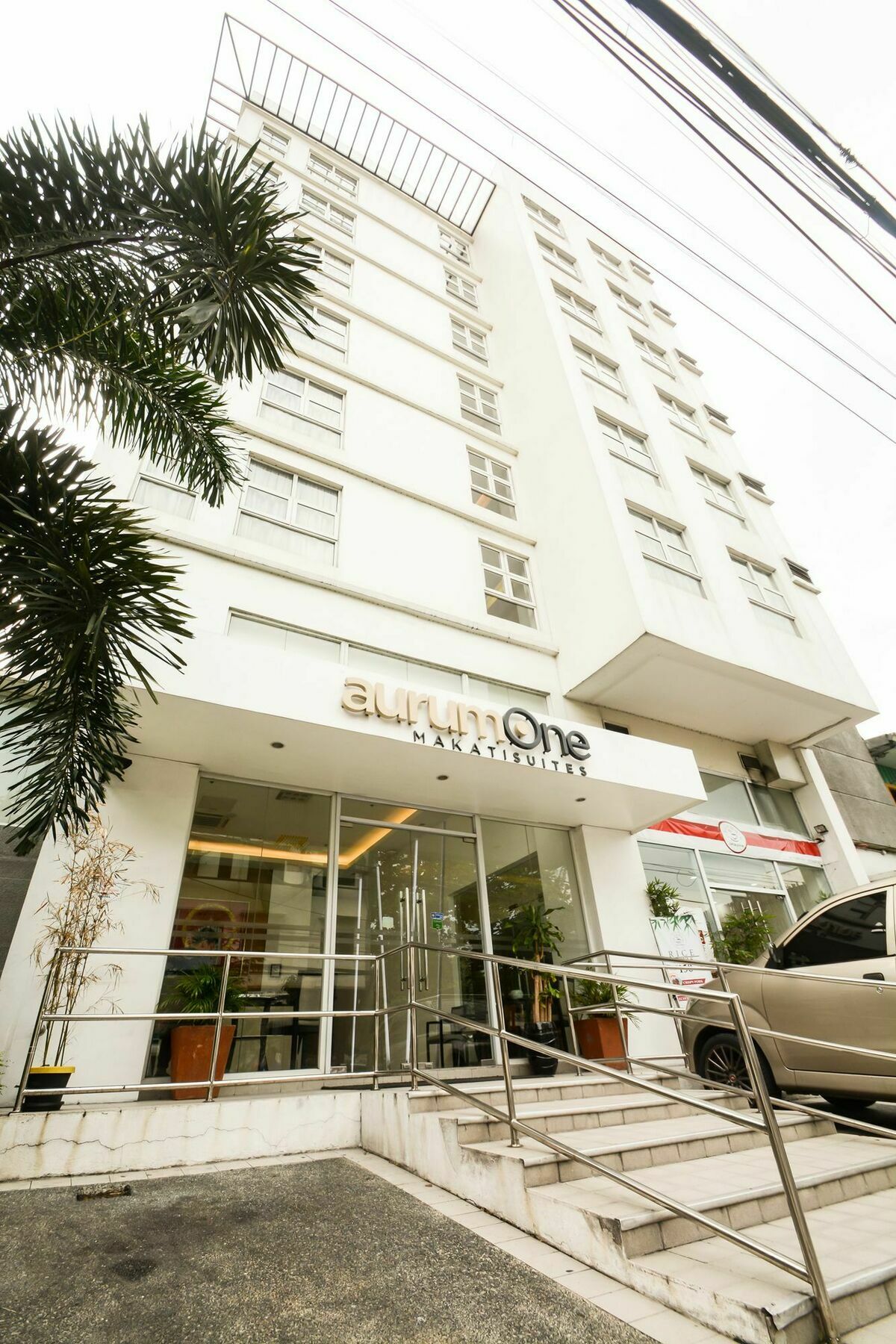 Aurumone Makati Suites マカティ エクステリア 写真
